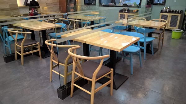 那些生意好的餐廳都是這樣擺桌子的，做餐飲的可以學學！