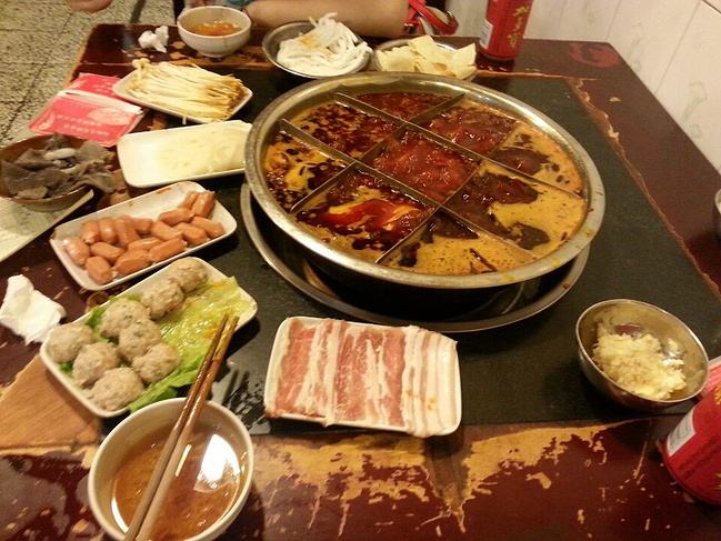 餐飲品牌定位：做火鍋店的品牌定位需要考慮哪些因素？