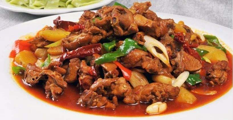 你不知道的大盤雞連鎖加盟經(jīng)營套路-餐飲食品品牌策劃-上海營銷公司