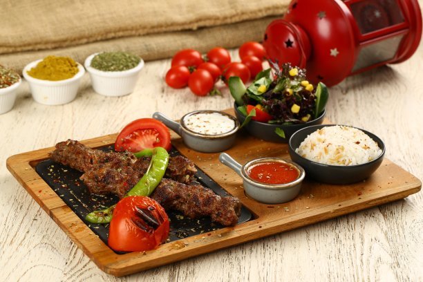 輕餐飲策劃，全力搶占輕餐市場