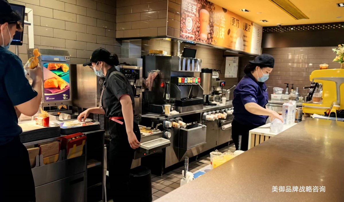 快餐店漢堡店?duì)I銷(xiāo)策劃方向-美御品牌策劃